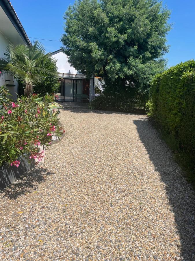 Holiday home Arbore Saint-Loubes